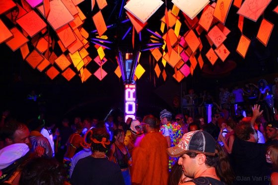 File:Pdc compressor2008 05.jpg