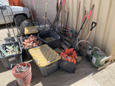 D22ToolsOutsideToolsContainer.jpg