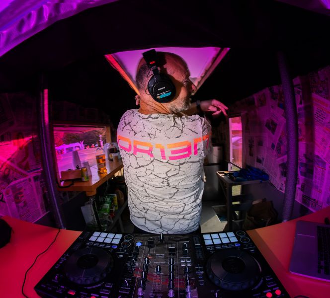 File:CCXi D13 shirt Tim Fielding back.jpg